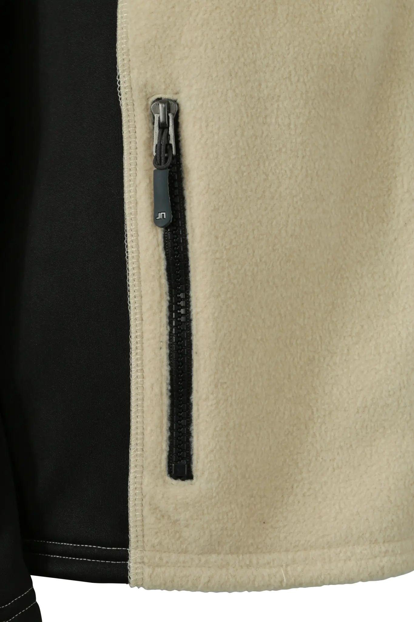 1b79a4afa64d5ff0d85c50f4d4860ecc