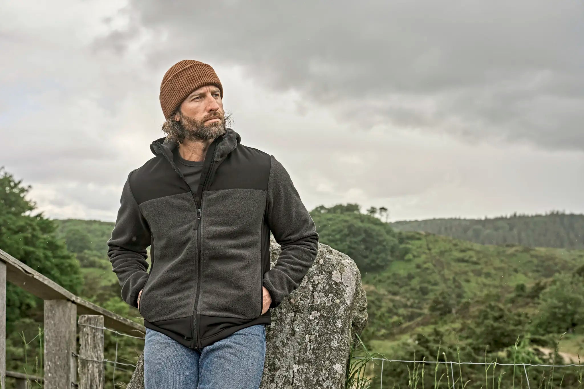 all-groups Men's Mountain Hooded Fleece